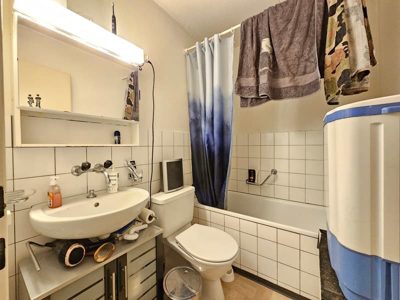 Ampio appartamento di 2,5 locali ad Altstätten con balcone! (4)
