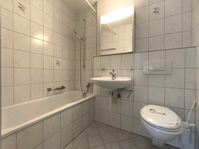 Helle 3-Zimmer-Wohnung in ruhiger Lage von Frenkendorf (5)