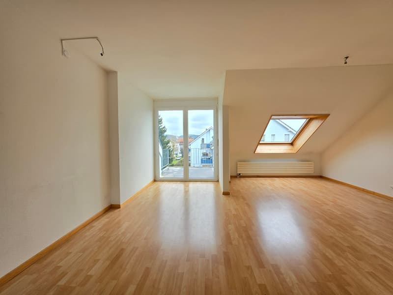 Helle und liebvolle 3.5-Zimmer-Wohnung an zentraler Lage (3)
