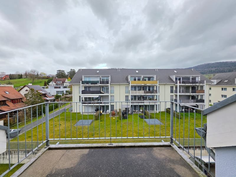 Helle und liebvolle 3.5-Zimmer-Wohnung an zentraler Lage (12)