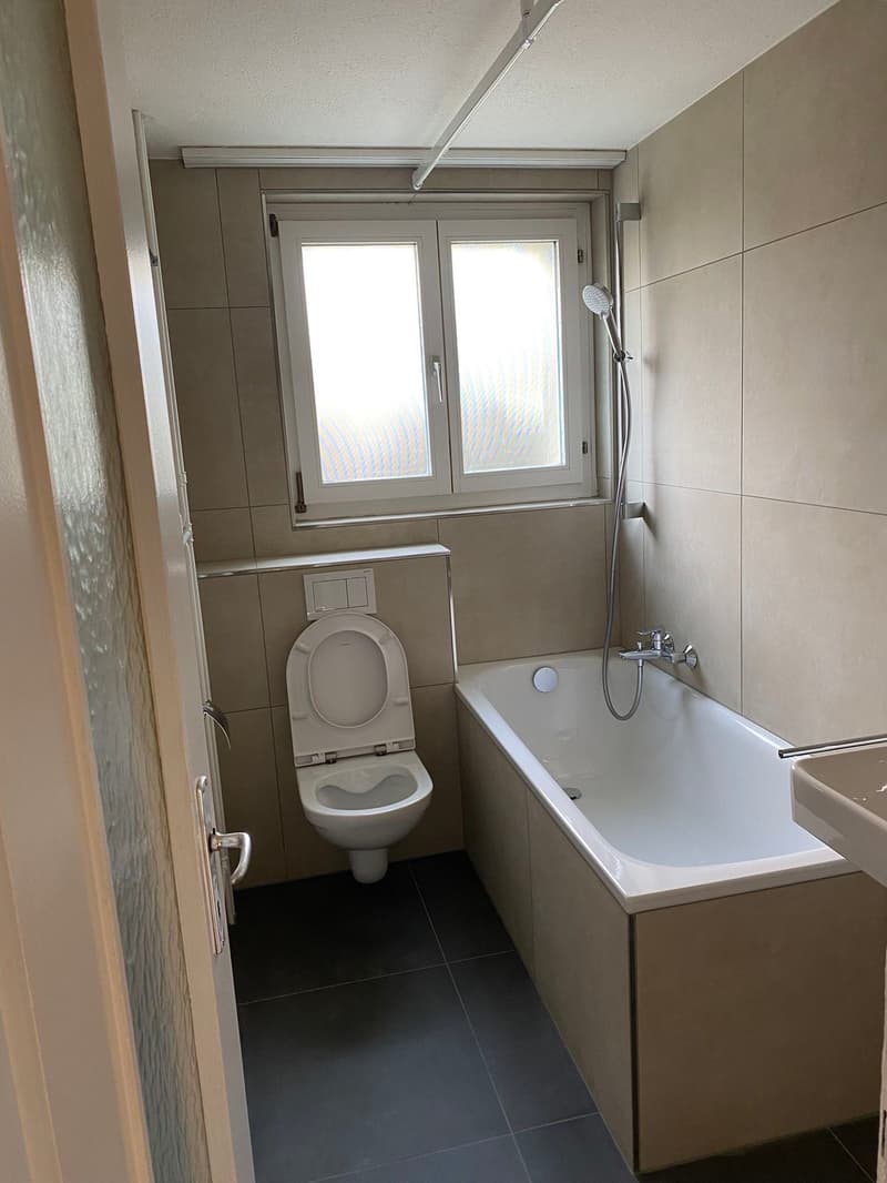 Renovierte 3.5-Zimmer-Wohnung mit Balkon in Herisau (11)