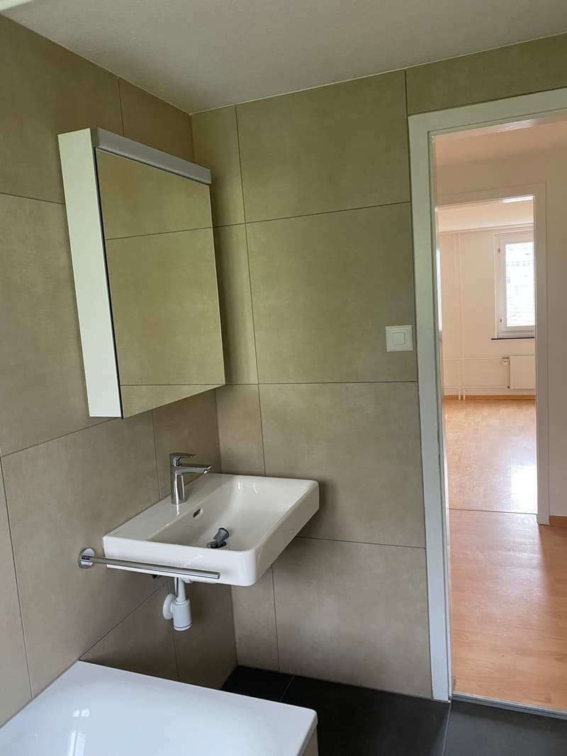 Renovierte 3.5-Zimmer-Wohnung mit Balkon in Herisau (12)