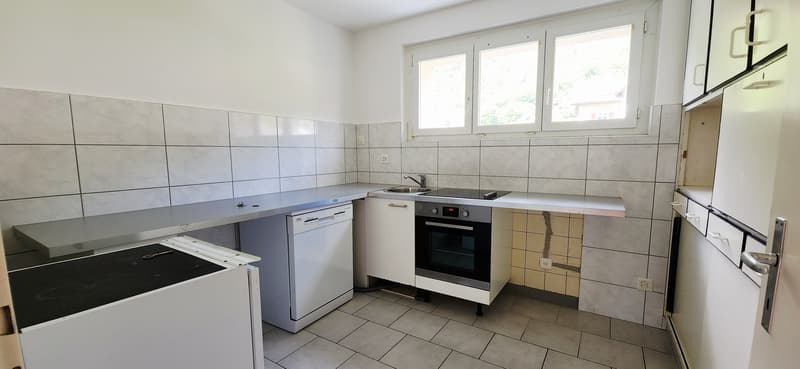 Appartement 3 pièces lumineux à louer à Péry - entièrement rénové (3)