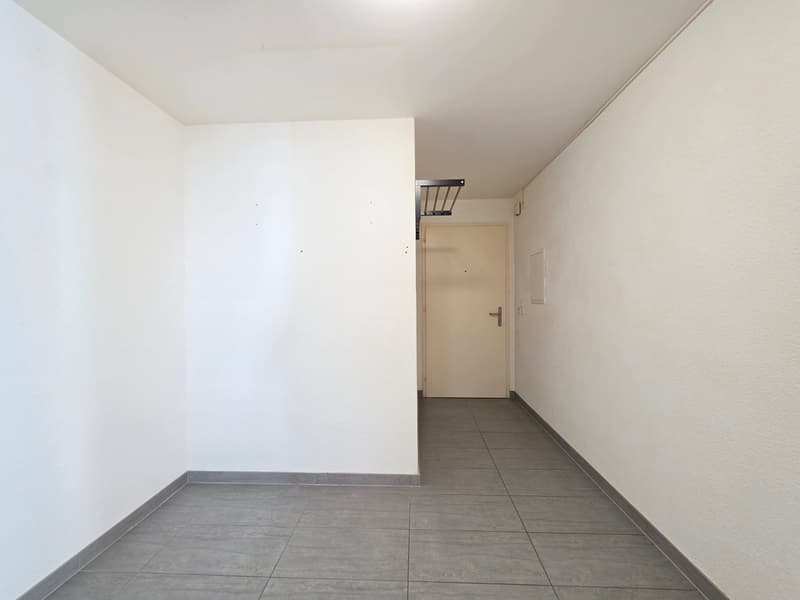 Moderne 3.5 ZWG an zentraler Wohnlage zu vermieten (15)