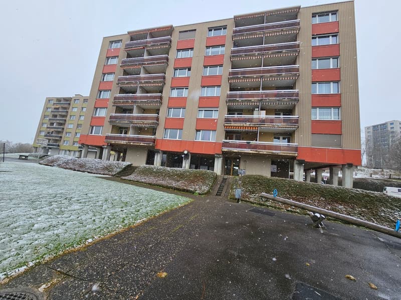 Appartement lumineux de 5 pièces à La Chaux-de-Fonds – disponible immédiatement (9)
