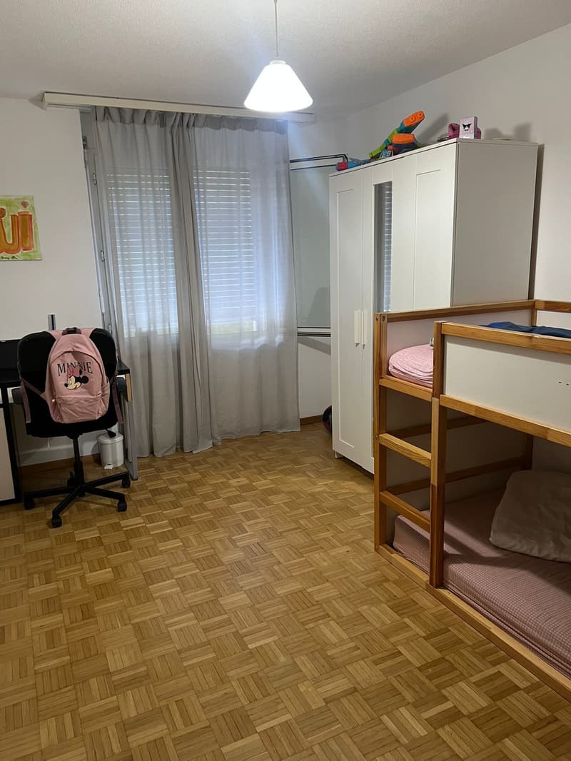 Appartement lumineux de 5 pièces à La Chaux-de-Fonds – disponible immédiatement (6)