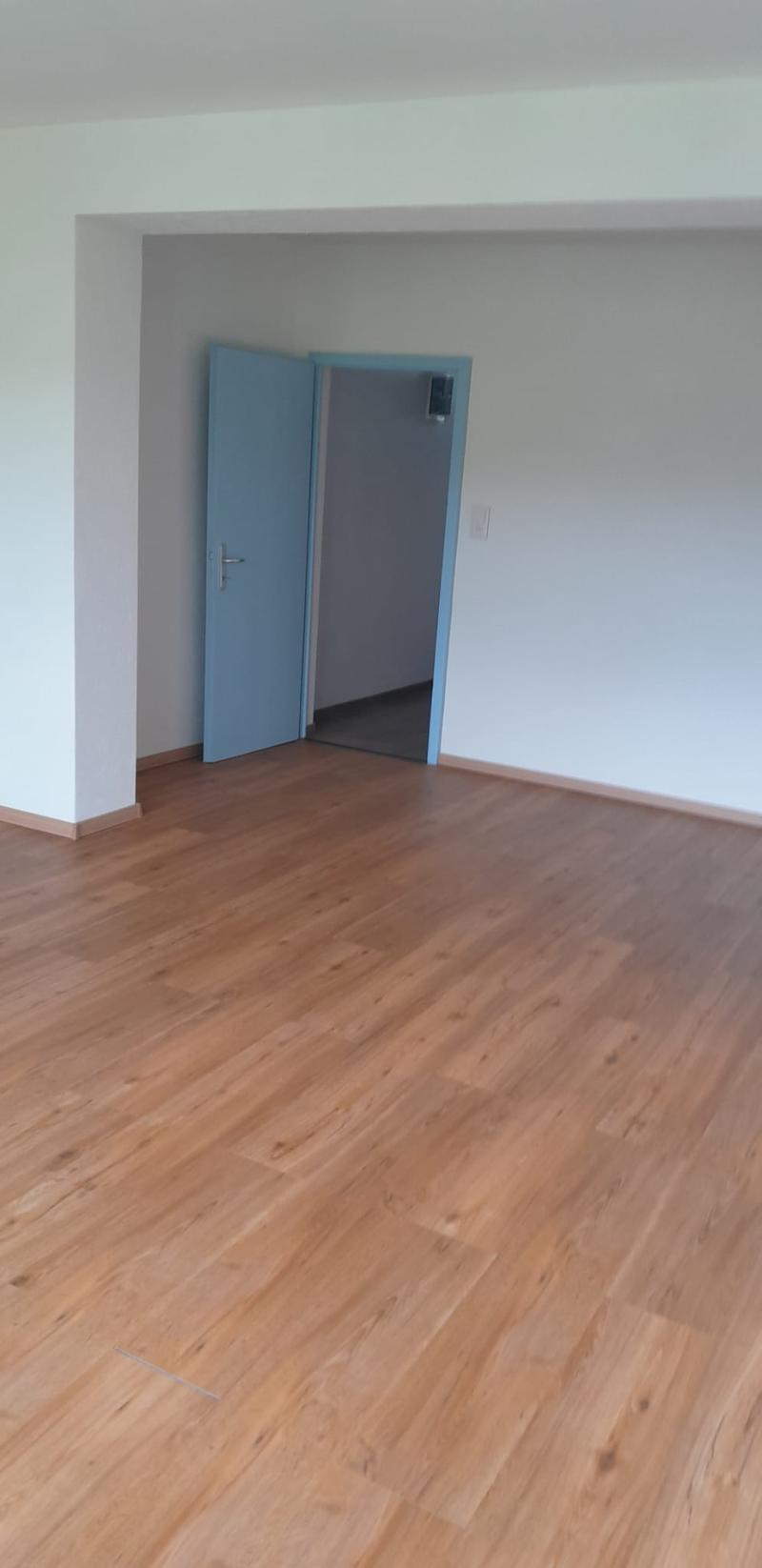 Charmant studio lumineux avec belle vue à Le Locle (6)