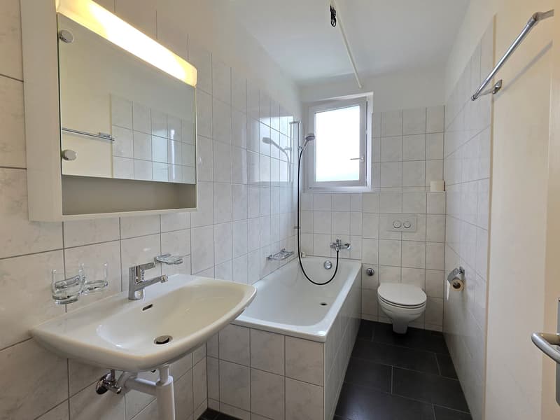 Helle 3-Zimmer-Wohnung mit Balkon in Rorschach – ab sofort verfügbar (6)