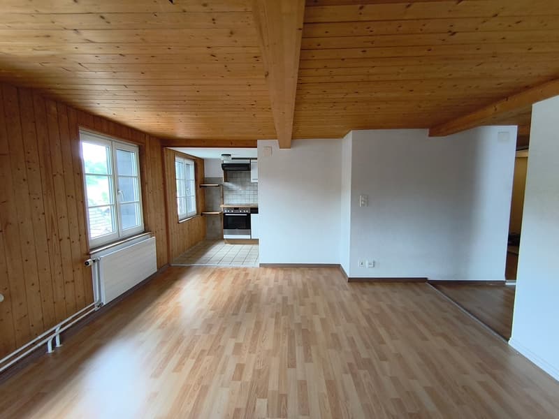 Charmante 2.5-Zimmer-Wohnung mit Balkon in Herisau! (5)