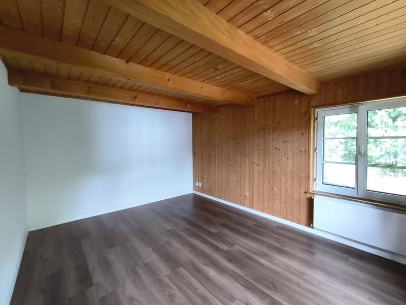 Charmante 2.5-Zimmer-Wohnung mit Balkon in Herisau! (9)