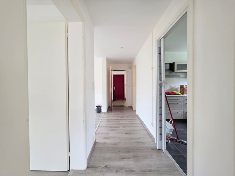 Appartement lumineux de 3,5 pièces avec balcon -  disponible immédiatement (18)