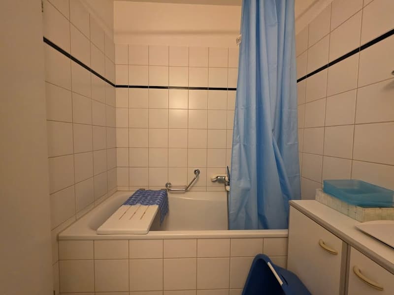 4.5-Zimmer-Wohnung mit zwei geräumigen Balkonen! (6)