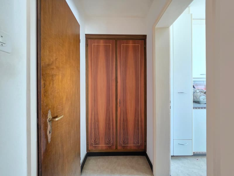 Grosszügige, helle 2-Zimmer-Wohnung, perfekt für Paare! (9)