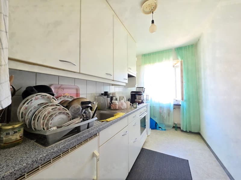 Grosszügige, helle 2-Zimmer-Wohnung, perfekt für Paare! (2)