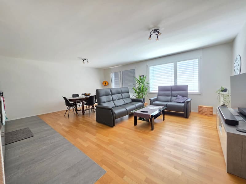 Moderne et bien entretenu appartement de 4,5 pièces! (6)