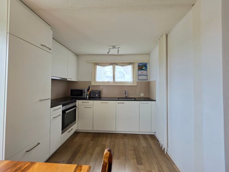Helle, gutgepflegte 4.5-Zimmer-Wohnung mit Balkon! (2)
