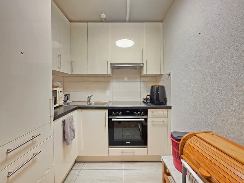 Moderne, grosszügige 3-Zimmer-Wohnung in zentraler Lage! (3)