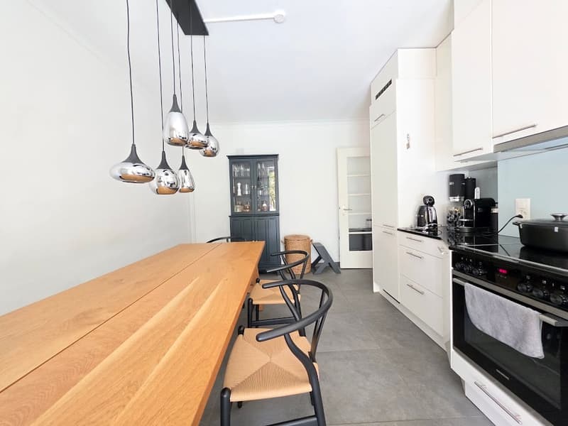 Diese charmante, helle 2-Zimmer-Wohnung mit Balkon ist perfekt für Singles oder Paare! (3)