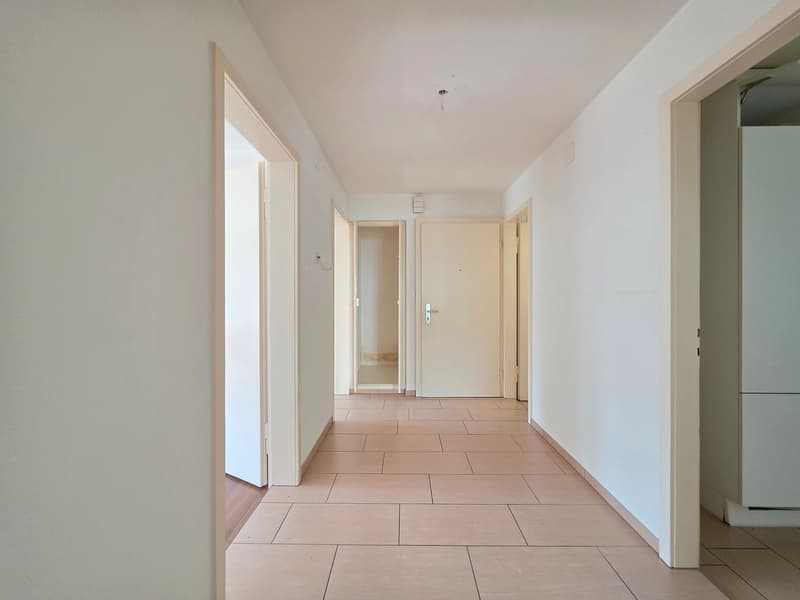 Helle 4-Zimmer-Wohnung mit Balkon in Olten (13)