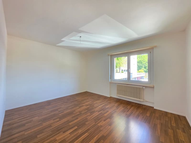Helle 4-Zimmer-Wohnung mit Balkon in Olten (8)