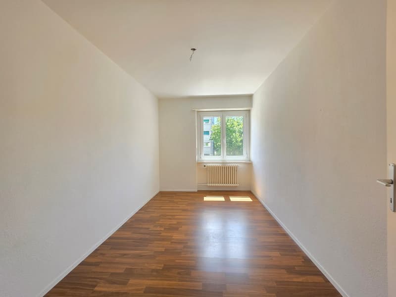 Helle 4-Zimmer-Wohnung mit Balkon in Olten (11)