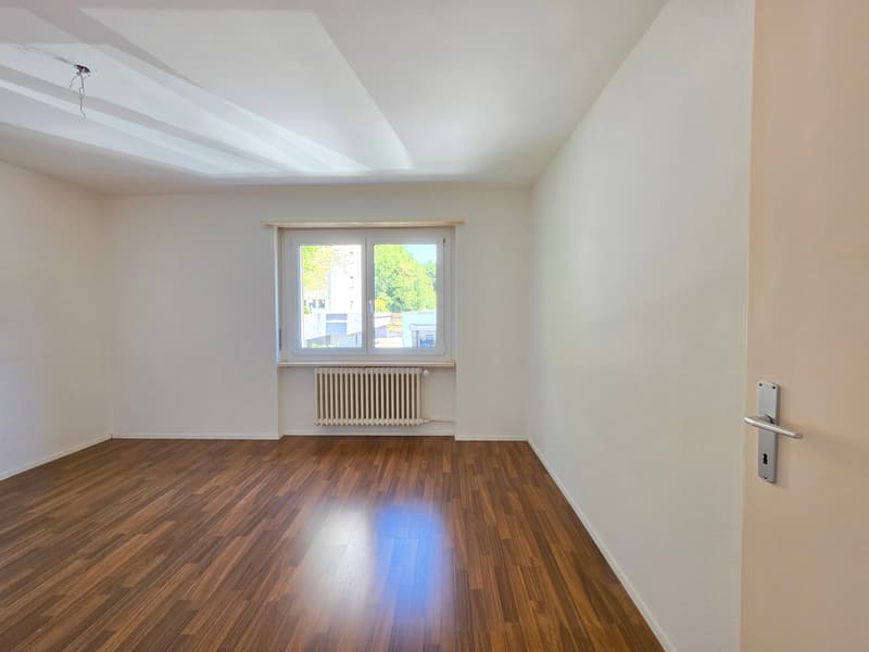 Helle 4-Zimmer-Wohnung mit Balkon in Olten (7)