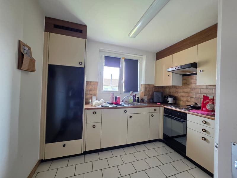 Helle 3-Zimmer-Wohnung mit Balkon in Arbon (4)