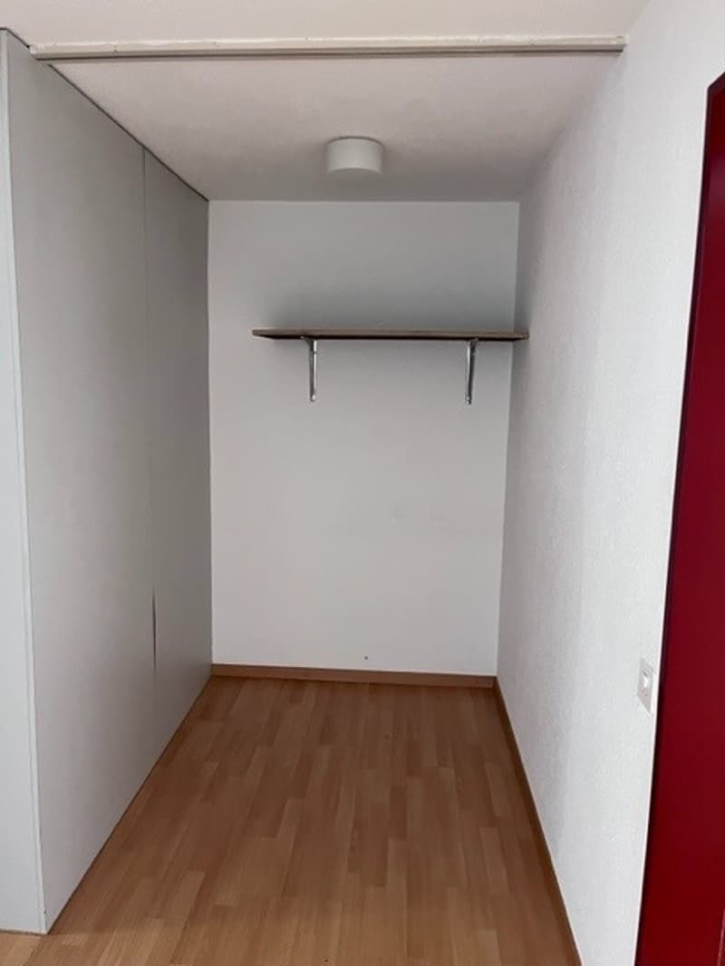 Helle 4.5-Zimmer-Wohnung im Erdgeschoss mit Balkonsitzplatz! (17)