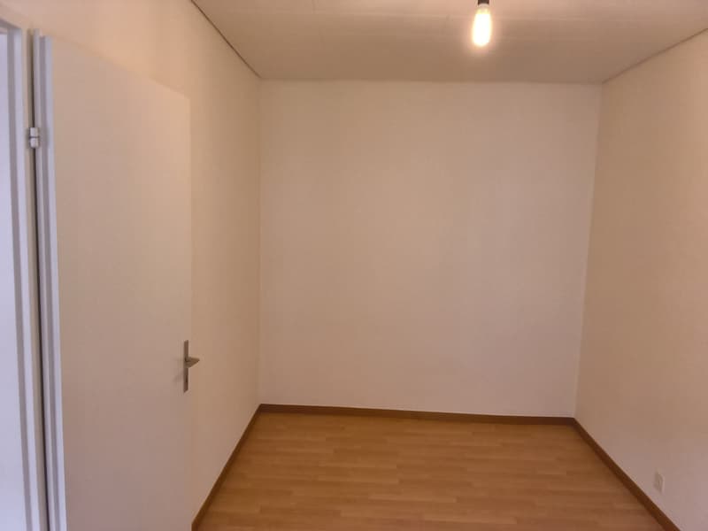 Charmant appartement de 3.5 pièces à Saint-Imier – disponible immédiatement (13)