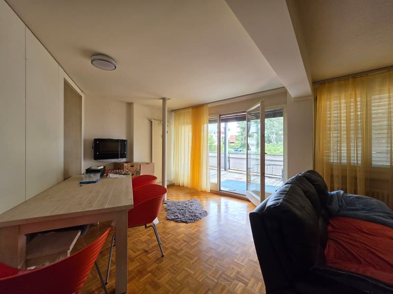 Charmante 3.5 Zimmer Wohnung mit Balkon (10)