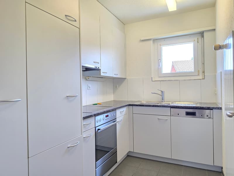 Helle 4.5-Zimmer-Wohnung mit Balkon in Aarburg (4)