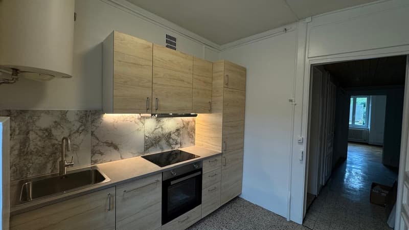 Charmant appartement de 3 pièces au cœur du Locle (11)
