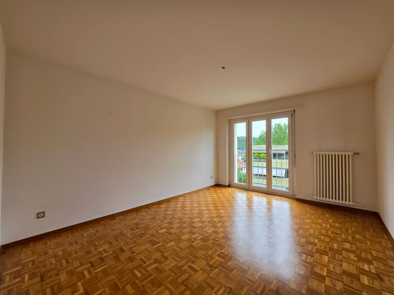 Moderne und grosszügige 4 ZWG per sofort zu vermieten (6)