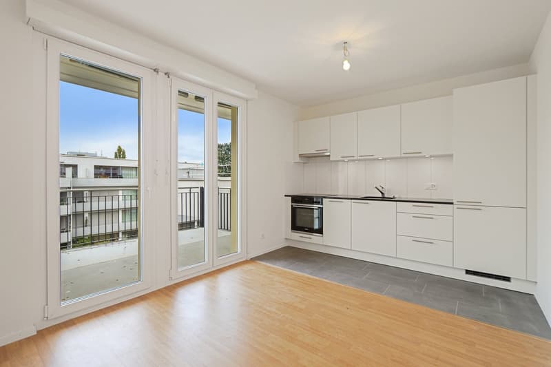 Diese charmante, helle 2-Zimmer-Wohnung mit Balkon ist perfekt für Singles oder Paare! (2)