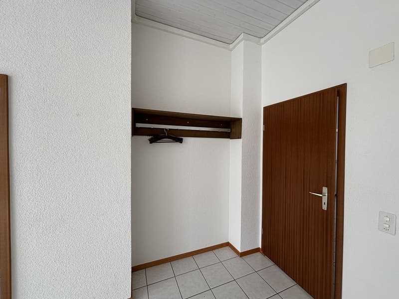 À LOUER – Local commercial / bureaux avec excellente situation à Tramelan (9)