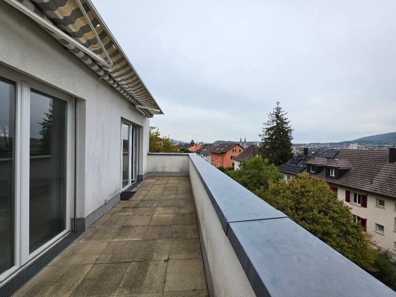 Grosszügige Attikawohnung mit Blick auf Olten! (15)