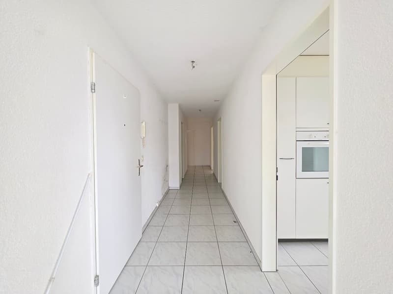 Grosszügige Attikawohnung mit Blick auf Olten! (12)