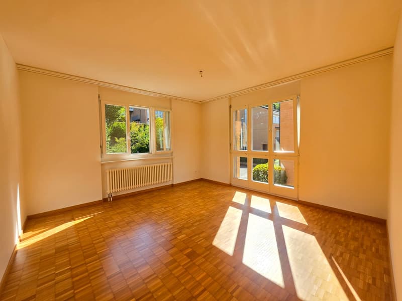 Gut gepflegte 4.5 Zimmerwohnung mit Balkon und schöner Aussicht! (14)