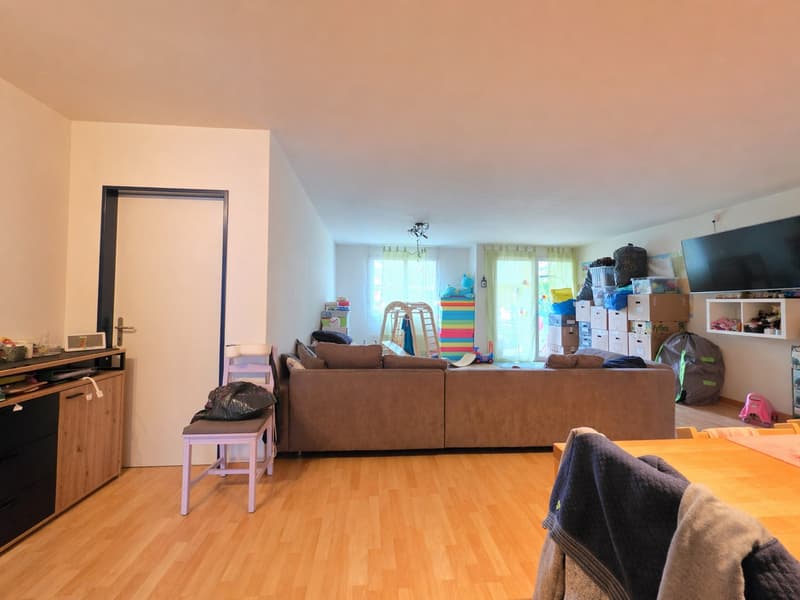 Grosszügige 4.5-Zimmer-Wohnung an zentraler Lage zu vermieten (9)
