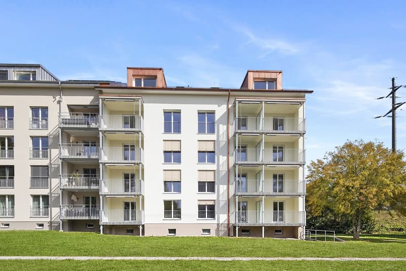 Neurenovierte 2-Zimmer-Dachwohnung (1)