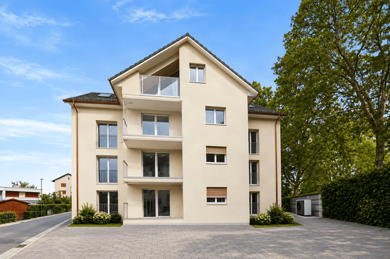 Neurenovierte 2-Zimmer-Wohnung mit Balkon (1)