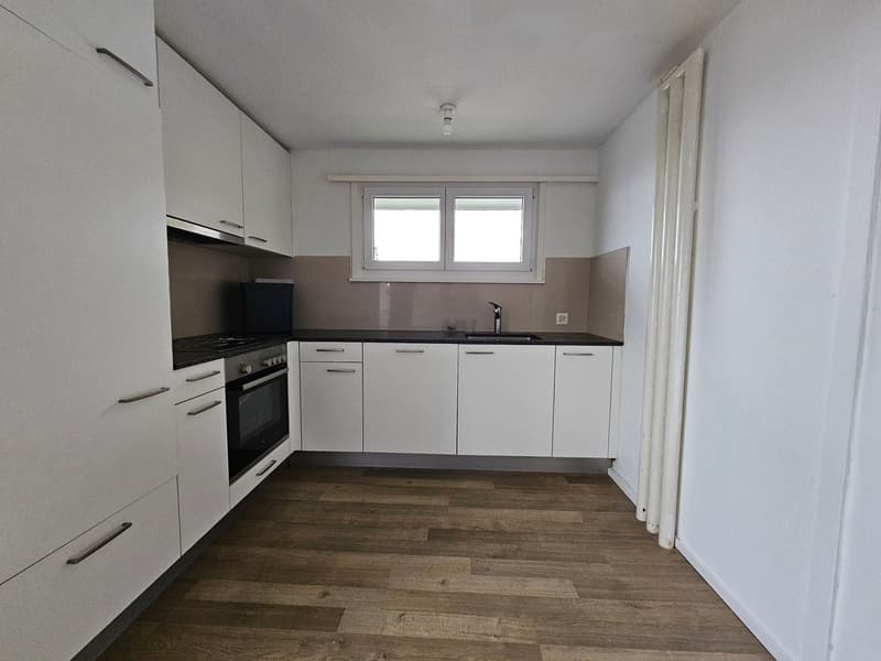 Charmante Balkonwohnung im Grünen! (3)