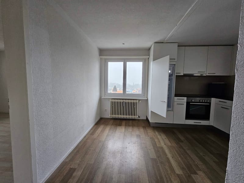 Charmante Balkonwohnung im Grünen! (4)