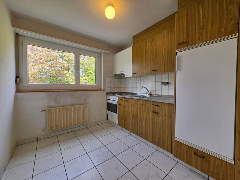 Helle 3.5-Zimmer-Wohnung mit Balkon und Aussicht in Thusis (5)