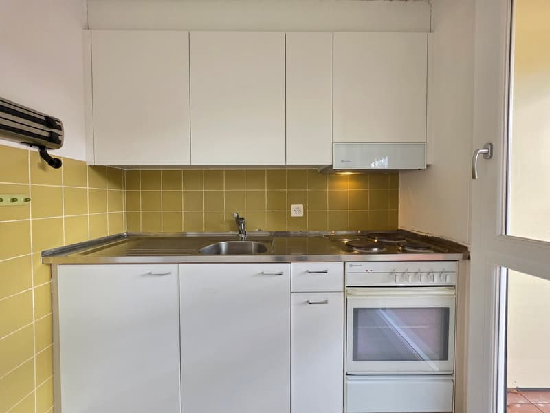 Gemütliche 2-Zimmer-Wohnung mit Balkon in Würenlingen (3)