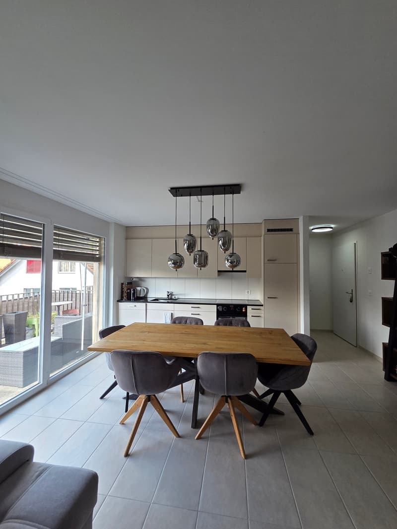 Attraktive 3.5 Zimmer-Wohnung in Spreitenbach (3)