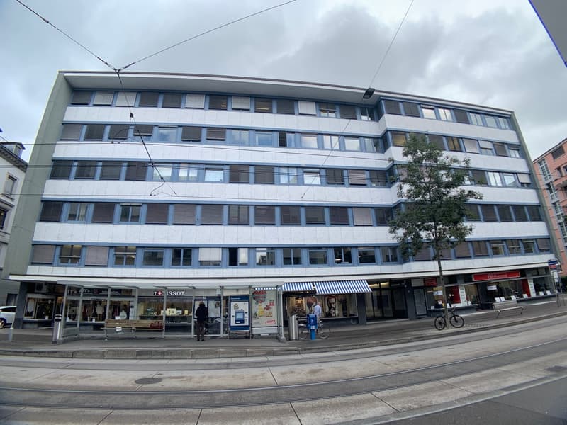 Attraktive 2-Zimmerlofts mit luxuriösem Balkon im Seefeld (2)