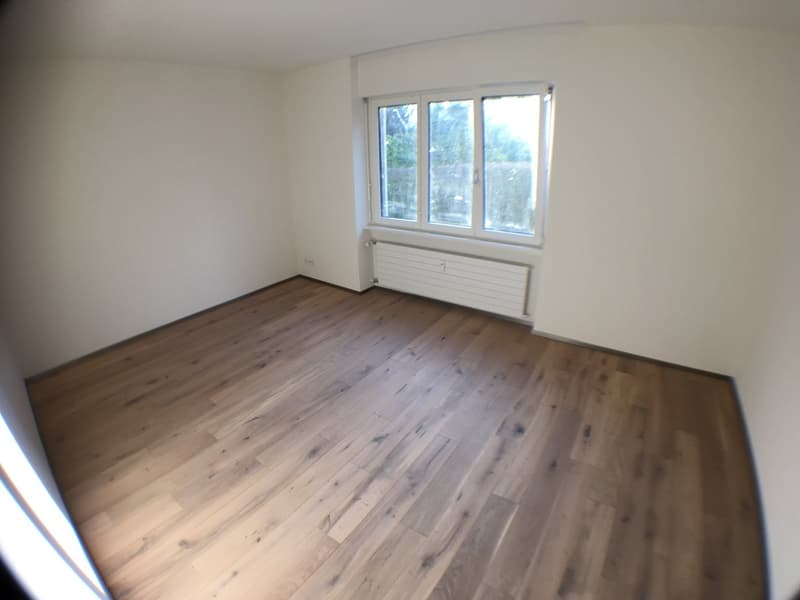 Moderne und helle 2.5 Zimmer-Wohnung Nähe Uetliberg (4)