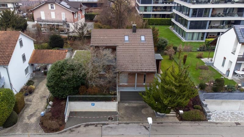 Charmantes 5.5-Zimmer-Einfamilienhaus mit Kamin in Kreuzlingen (1)