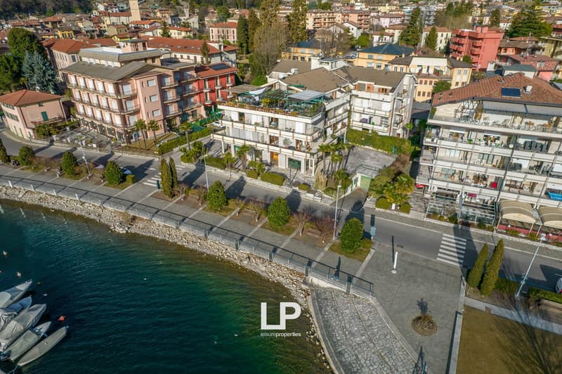 Apartment with terrace lakefront in Porlezza (18)